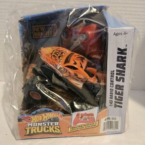 Hot Wheels Monster Trucks 1:43 Radio Control‎ Tiger Shark Orange New Bright New